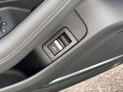 Used 2024 Audi A6 Premium Plus image 17