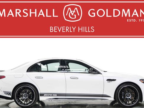 Used 2025 Mercedes-Benz E 53 AMG e 4MATIC Sedan image 1