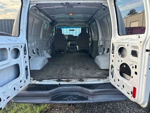 Used 2012 Ford E-150 and Econoline 150 RWD image 8