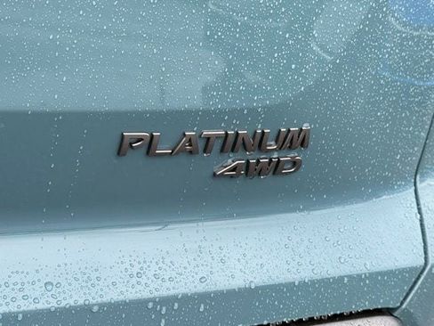 New 2026 Nissan Pathfinder Platinum AWD/4WD image 17