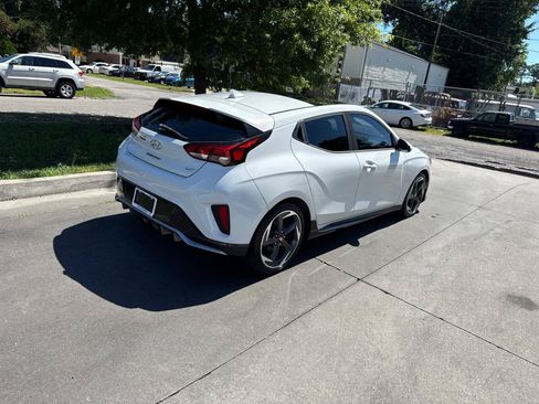 Used 2019 Hyundai Veloster Turbo FWD image 8