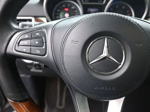 Used 2017 Mercedes-Benz GLS 450 4MATIC image 16