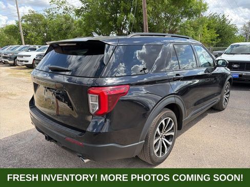 Used 2024 Ford Explorer ST-Line w/ Class IV Trailer Tow Package image 7