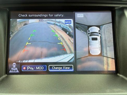 Used 2017 INFINITI QX80 2WD w/ Driver Assistance Package image 31