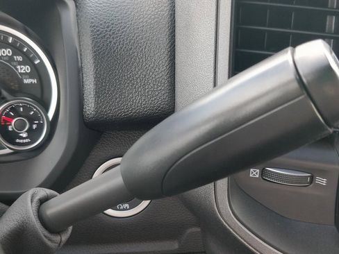 New 2025 RAM 4500 Tradesman w/ Chrome Appearance Group image 34