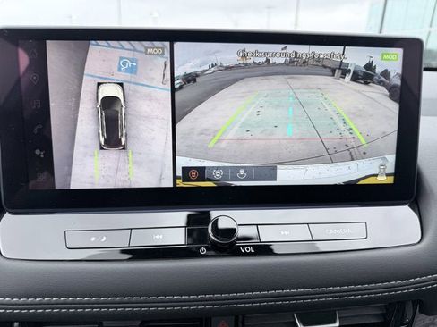 New 2026 Nissan Rogue Platinum image 11