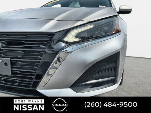 Used 2024 Nissan Altima 2.5 SV w/ SV Premium Package FWD image 36