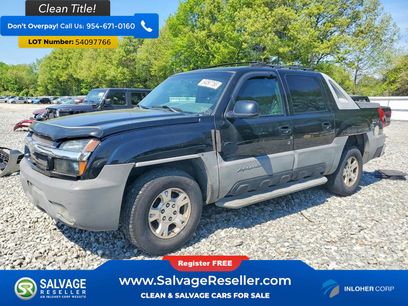 Used 2002 Chevrolet Avalanche 4x4 w/ Off-Road Suspension Pkg