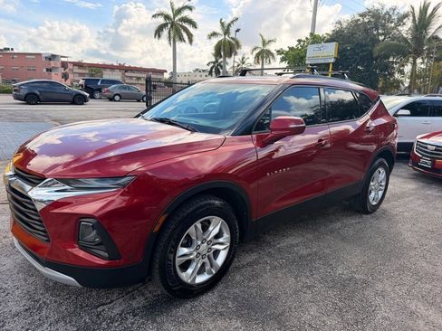 Used 2020 Chevrolet Blazer LT FWD image 2