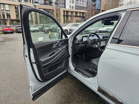 New 2026 Genesis GV80 3.5T e-SC image 20