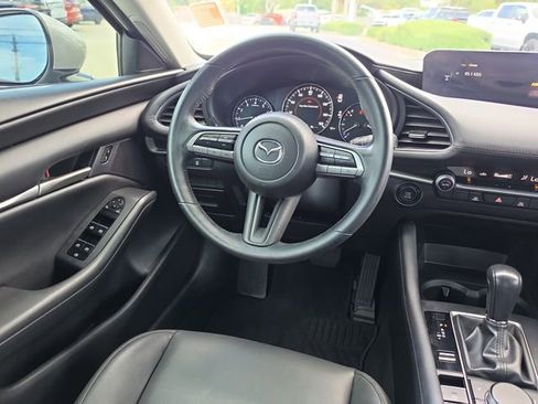 Used 2023 MAZDA MAZDA3 s FWD image 8