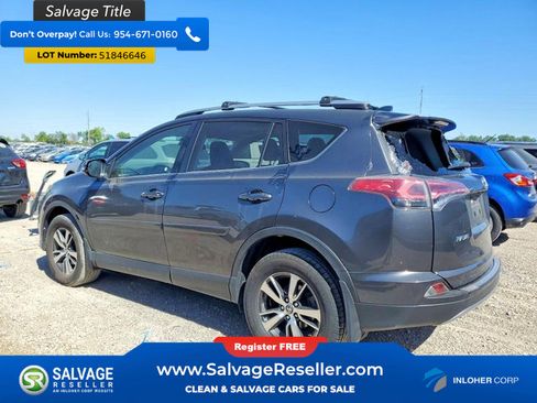Used 2017 Toyota RAV4 XLE AWD/4WD image 3