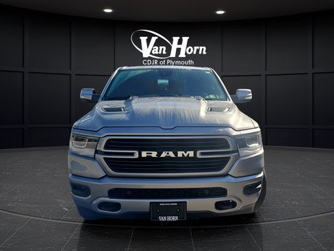 Used 2019 RAM 1500 Laramie AWD/4WD image 3