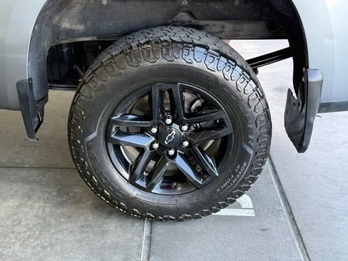 Used 2022 Chevrolet Silverado 1500 Custom Trail Boss w/ Safety Confidence Package image 15