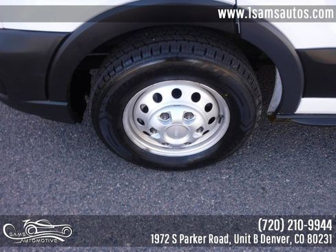 Used 2020 Ford Transit 250 Medium Roof AWD w/ Interior Upgrade Package image 40