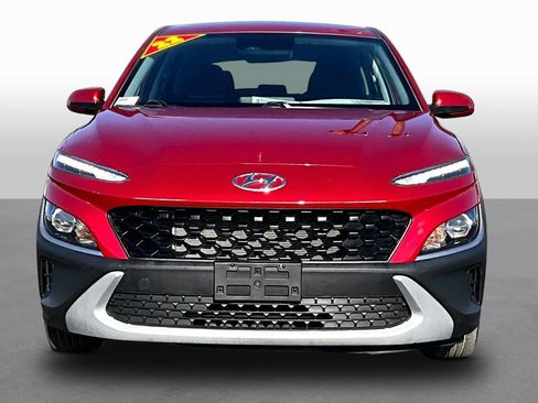 Used 2022 Hyundai Kona SE AWD/4WD image 3