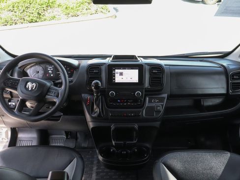 Used 2023 RAM ProMaster 2500 image 32