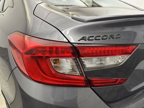 Used 2020 Honda Accord Sport image 19