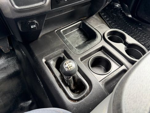 Used 2018 RAM 3500 Tradesman w/ Chrome Appearance Group AWD/4WD image 23
