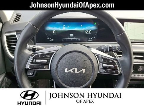 Used 2024 Kia Seltos S AWD/4WD image 14