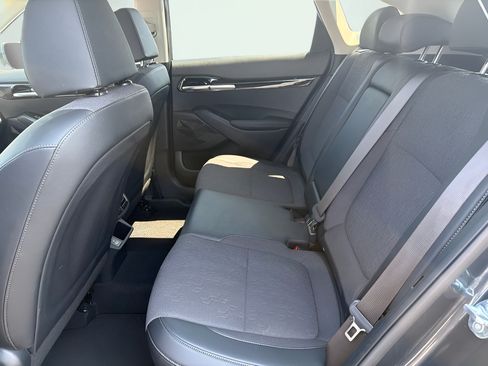 Used 2025 Kia Seltos S FWD image 25