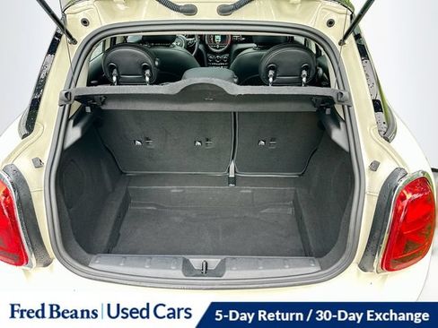 Used 2021 MINI Cooper 4-Door Hardtop FWD image 32