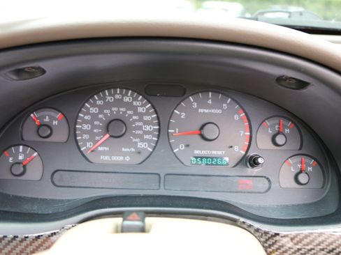 Used 2000 Ford Mustang GT RWD image 24