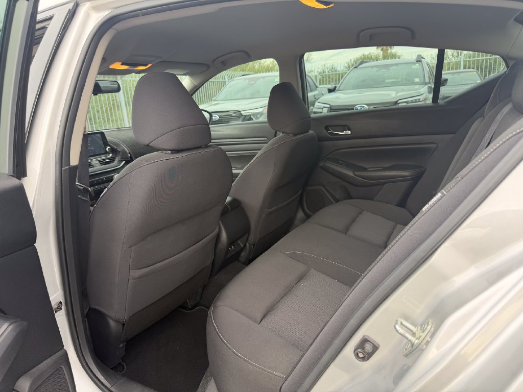Used 2020 Nissan Altima 2.5 S FWD image 6