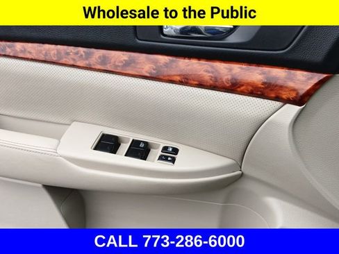 Used 2012 Subaru Outback 3.6R Limited image 17
