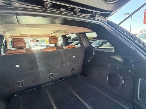 Used 2012 Jeep Grand Cherokee Overland AWD/4WD image 9