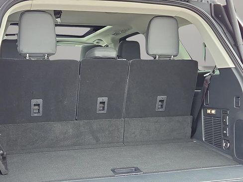 New 2025 Ford Expedition Active image 8