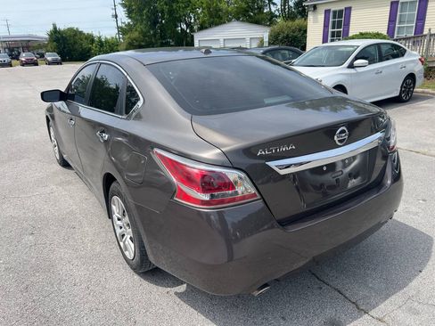 Used 2015 Nissan Altima 2.5 S w/ Power Driver Seat Package FWD image 7