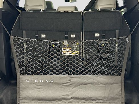 New 2026 Toyota Sienna XLE FWD image 27