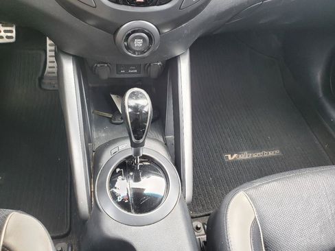 Used 2014 Hyundai Veloster Turbo FWD image 21