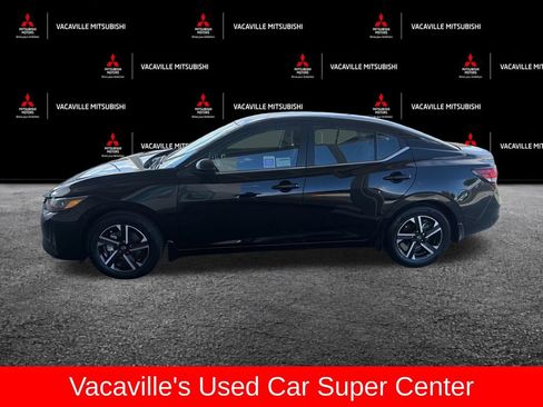 Used 2025 Nissan Sentra SV FWD image 2
