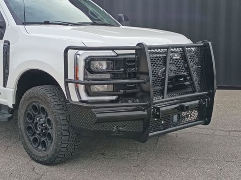 Used 2024 Ford F350 Lariat w/ Lariat Ultimate Package AWD/4WD image 3