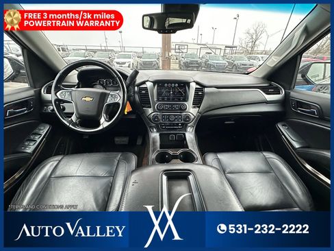 Used 2017 Chevrolet Suburban LT image 30