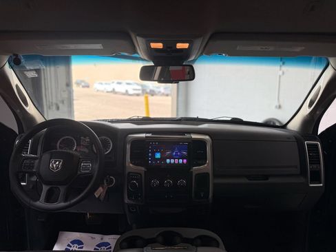 Used 2018 RAM 1500 Outdoorsman AWD/4WD image 21