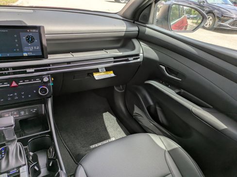 New 2025 Hyundai Tucson XRT image 14