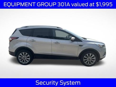 Used 2017 Ford Escape Titanium w/ Equipment Group 301A FWD image 3