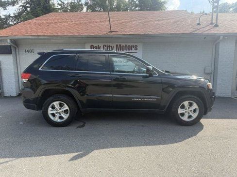 Used 2014 Jeep Grand Cherokee Laredo w/ Quick Order Package 23E AWD/4WD image 4
