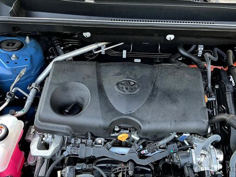 Used 2024 Toyota RAV4 XSE image 33