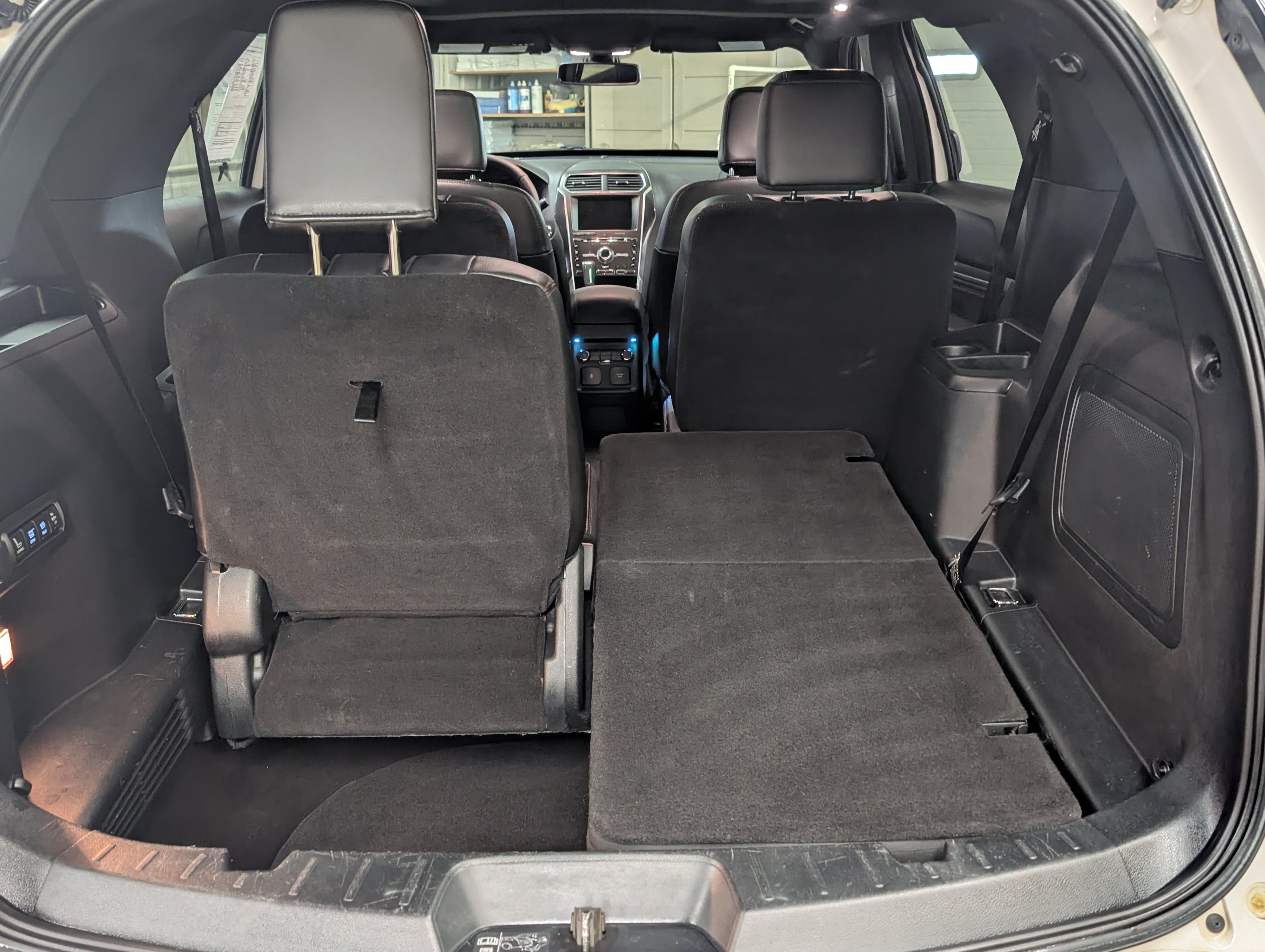 Used 2018 Ford Explorer Sport w/ Equipment Group 401A AWD/4WD image 25