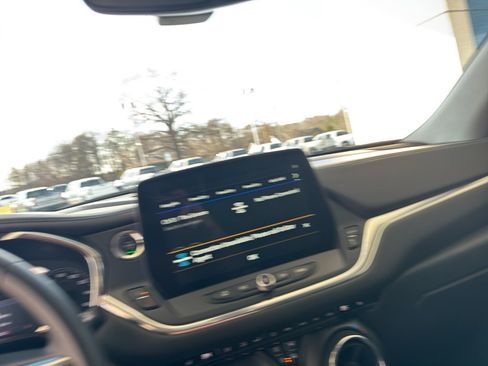 Used 2024 Chevrolet Blazer LT w/ Convenience Package image 13