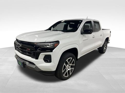 Certified 2023 Chevrolet Colorado Z71 w/ Z71 Convenience Package 2 AWD/4WD image 5