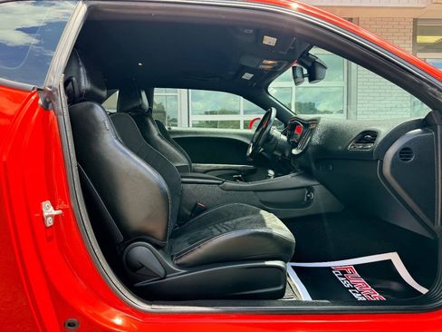 Used 2019 Dodge Challenger SRT Hellcat Redeye RWD image 35
