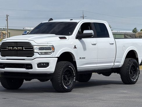 Used 2019 RAM 2500 Laramie AWD/4WD image 8