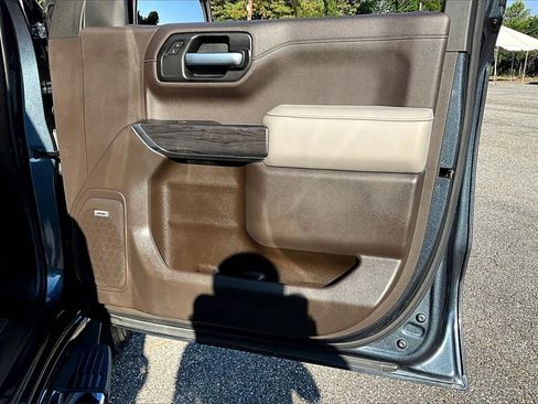 Certified 2021 Chevrolet Silverado 1500 LTZ w/ Technology Package image 25