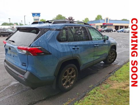 Used 2023 Toyota RAV4 AWD Hybrid image 5