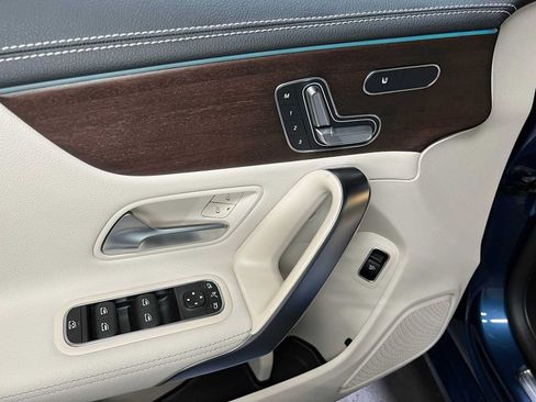 Certified 2022 Mercedes-Benz CLA 250 4MATIC image 18